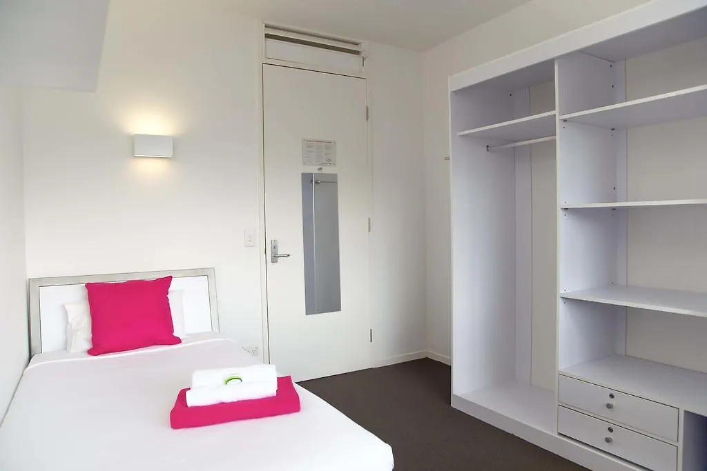 Hostel Griffith University Village Gold Coast